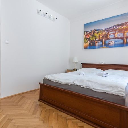 Historic Spirit At Studio Under The Prague Castle Luaran gambar
