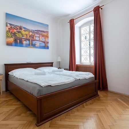 Historic Spirit At Studio Under The Prague Castle Luaran gambar